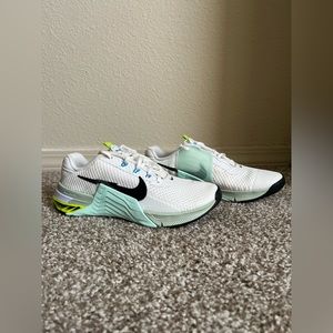 Nike Women's Metcon 7 Training Shoes